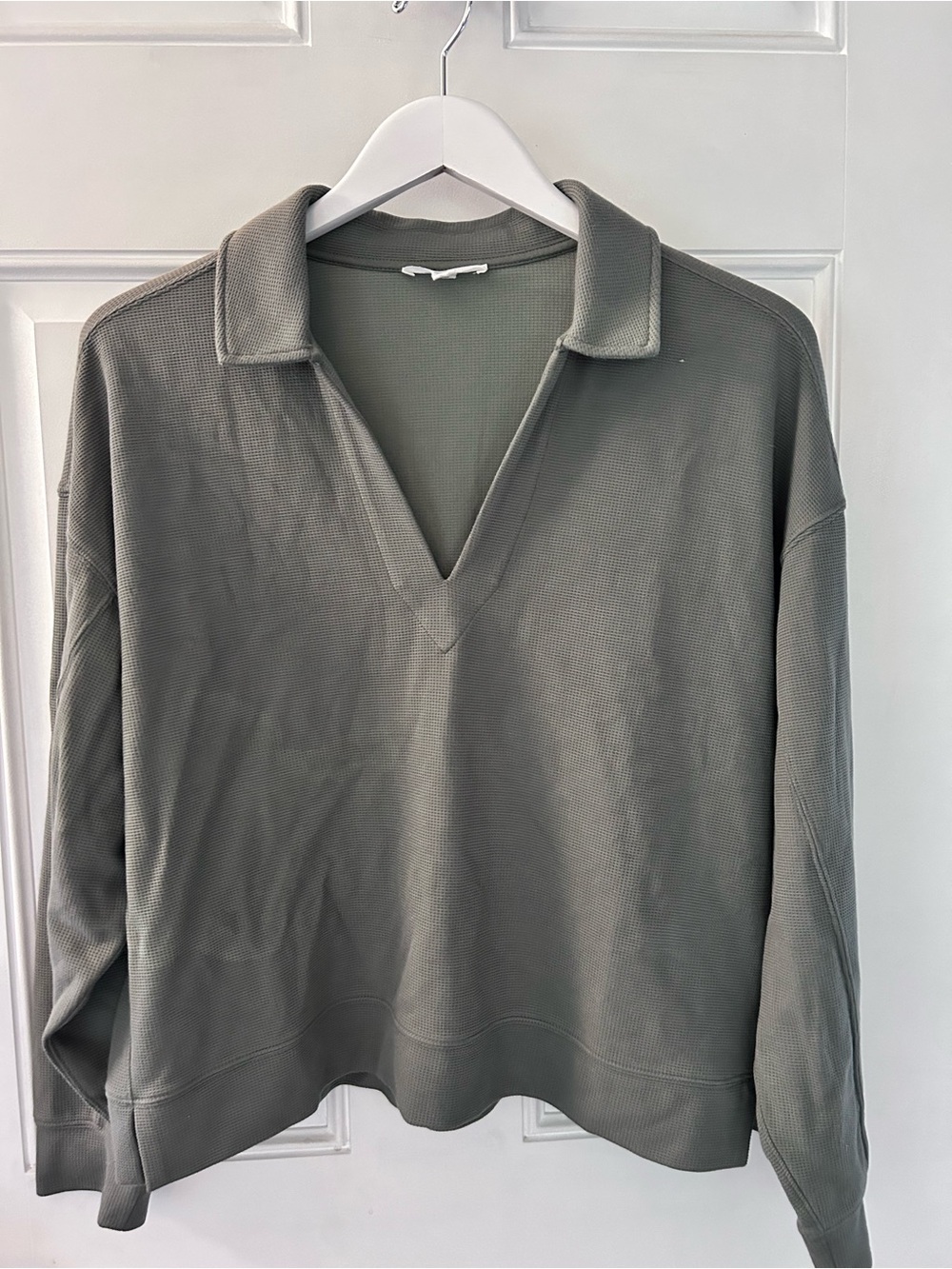 Splendid Olive Green Long-Sleeve Polo V-Neck Tee